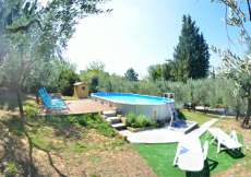 Toscana - Ferienhaus Nr. 1018 mit Pool und grossem Garten (2000m2) für Familien in sehr schöner Lage in der Natur für 1 - 6 Personen