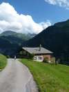 ferienhaus-285-600 - Ferienhaus über dem Urnersee