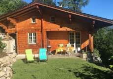 Holzblockhaus über dem Brienzersee bei Axalp in sehr schöner Lage 1200 m ü. M. für 1 - 6 Personen (Nr. 259 - Ferienhaus Brienzersee)