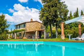 Toscana - Exklusives Ferienhaus Nr. 1001 mit Pool in der Toskana ist im ursprünglich bäuerlichen Stil eingerichtet und steht in wunderschöner Lage