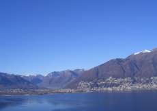 Ferienwohnung mit kl. Pool bis 4 Personen + Ferien-Rustico bis 2 Personen über Gambarogno mit toller Seesicht (Nr. 110A + 110B - Tessin)