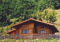Almhütte in sehr schöner Lage hoch über dem Hochpustertal 1700 m ü. M. für 1 - 4 Personen (Nr. 385 - Alphaus in Österreich)