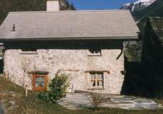Ferien-Rustico mit Seeblick im idyllischen Calanca- und Naturtal für 1 - 4 Personen (Nr. 085 - Ferienhaus im Tessin)