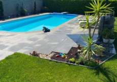 Komfort-Ferienhaus mit heizbarem Pool mit Solarenergie, Pooltreppe, Sprungbrett, Garten und in Seenähe (Lago-Maggiore) am Rande zum Naturschutzgebiet für 1 - 6 Personen (Nr. 098 - Tessin)