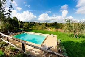 Toscana - Ferienhaus Nr. 1004, eingezäunt mit Pool, Taumaussicht und steht mitten im Olivenhain (Grundstück von 15'000m2) sowie herrlichen Stränden am Meer für 1 - 4 Personen