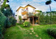 Toscana - Ferienhausteil Nr. 1024 nur 200m vom Meer entfernt, eingezäuntem Garten mit Pool und 3 Bädern für 1 - 8 Personen bei Marina di Tirrenia