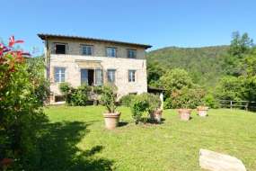 Toscana - Ferienhaus Nr. 1046 (ehemalige Olivenoelmühle) mit Pool zwischen Lucca, Pisa und dem Meer in herrlicher Lage für 1 - 9 Personen