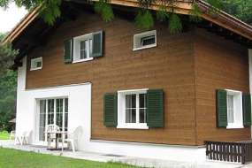 Komfort-Ferienhaus nähe Klosters für Gäste die das Besondere schätzen in sehr schöner und ruhiger Lage für 1 - 8 Personen (Nr. 033 - Ferienhaus Graubünden)