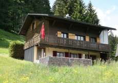 Ferienhaus über dem Walensee am Flumserberg (mit der Gondelbahn zum See) mitten in den Wiesen und nähe Skipiste im Winter 1270 m ü. M. für 1 - 10 Personen (Nr. 313 - Ferienhaus Ostschweiz)
