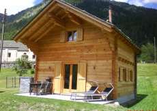 Bijou-Ferienhaus im hinteren Maggiatal in den Wiesen - ein Bijou für Naturliebhaber 1300 m ü. M. für 1 - 4 Personen (Nr. 082 - Ferienhaus Tessin)