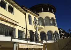 Exklusive Villa mit Indorpool und wunderschönem Seeblick für 1 - 5 Personen (Nr. 112 - Villa-Ferienhaus im Tessin)