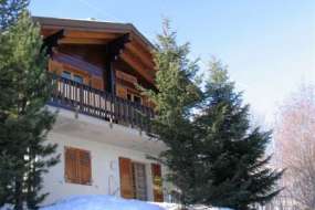 Ferienhaus am Eingang zum Turtmanntal in schöner Lage in der Region Bürchen, Eischoll und Unterbäch (Badesee in der Region) in ruhiger Lage 1300 m ü. M. für 1 - 6 Personen (Nr. 193 - Ferienhaus Wallis)