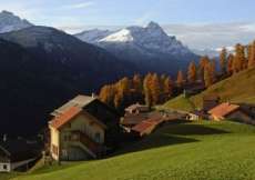Ferien-Gruppenhaus mit Normalbetten im idyllischen Safeinetal 1650 m ü. M. für 1 - 49 Personen (Nr. 062 - Ferienhaus Graubünden)