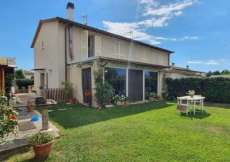 Toskana - Reihenhaus Nr. 1009 mit Wintergarten, grossem eingezäunten Garten und 4 Fahrrädern nähe Lucca für 1 - 5 Personen