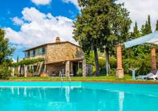 Toscana - Exklusives Ferienhaus Nr. 1001 mit Pool in der Toskana ist im ursprünglich bäuerlichen Stil eingerichtet und steht in wunderschöner Lage